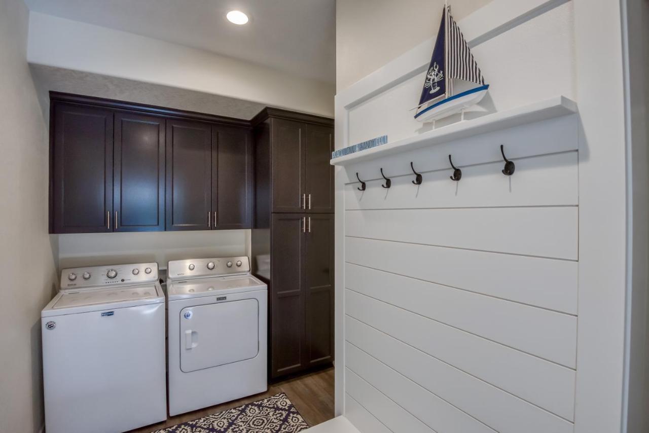 Oceanview Townhome - Pet Friendly - Sleeps 6 - King Depoe Bay Exterior photo